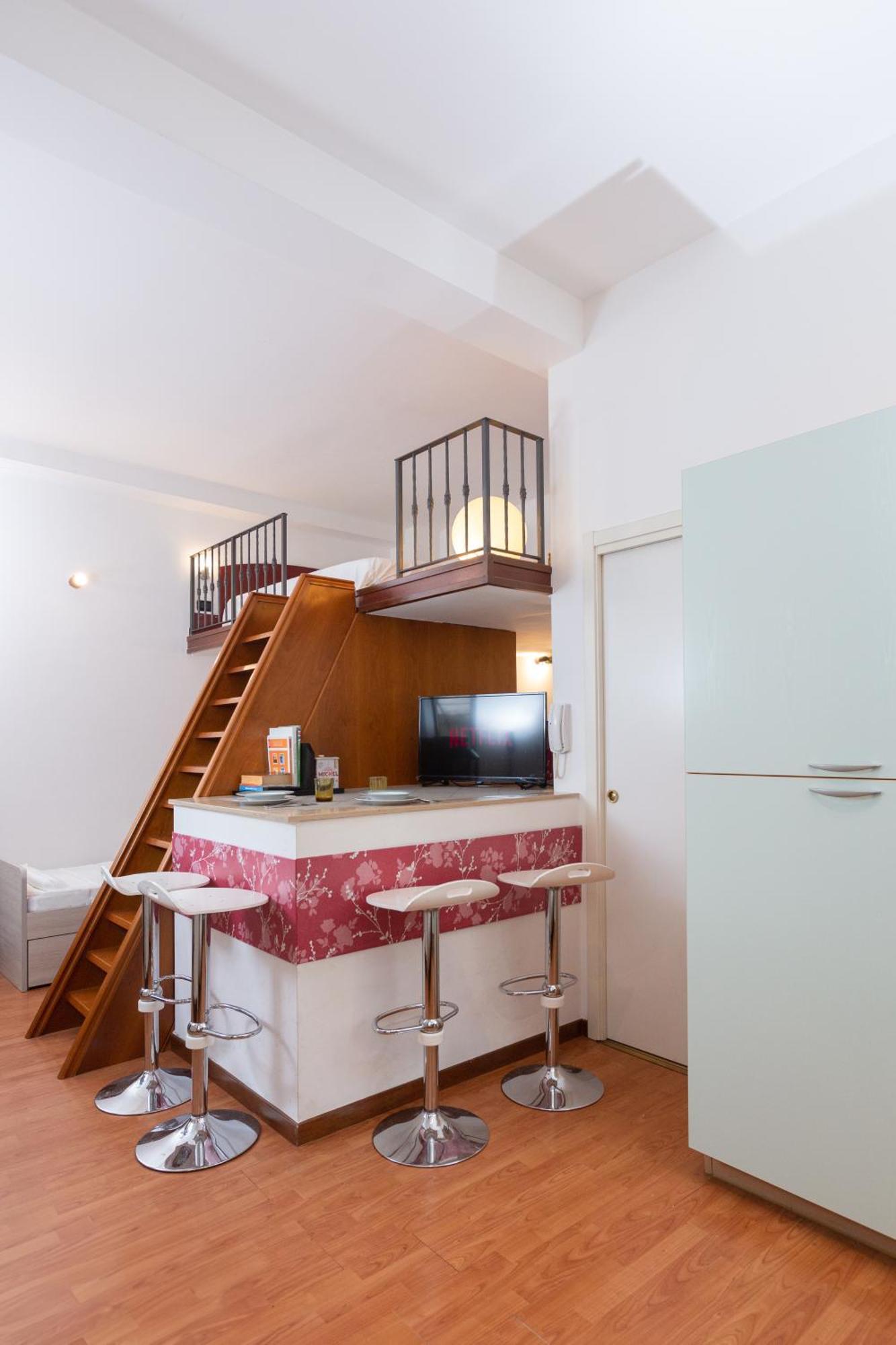 Soft Colors Exclusive Apartment - Navigli District - M2 Милан Экстерьер фото